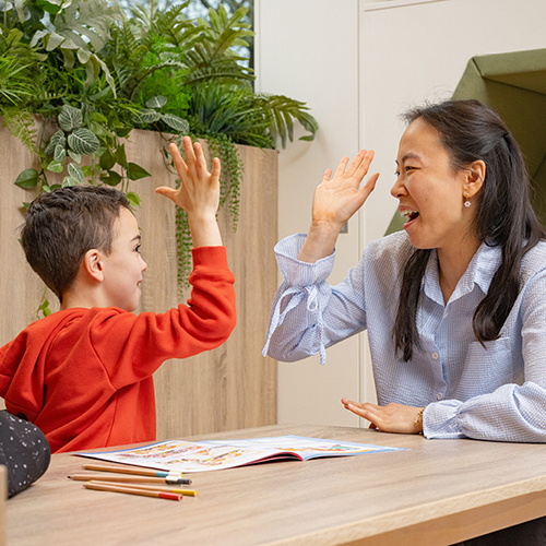 Lesmateriaal plustaak taal en lezen van uitgeverij Delubas